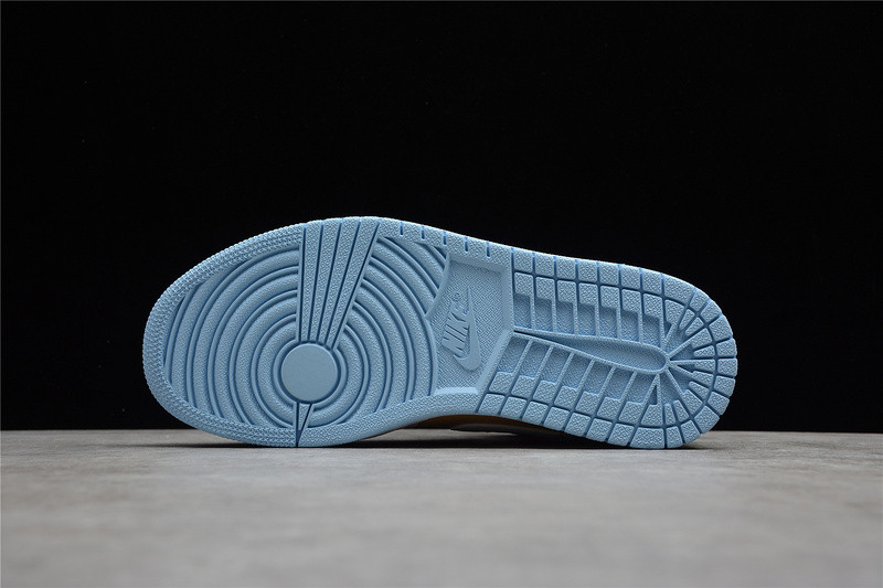 AIR JORDAN 1 MID SE SESAME (W) CZ0774-200