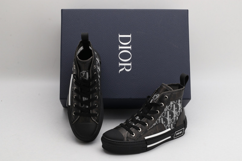 D B23 HIGH-TOP SNEAKERS