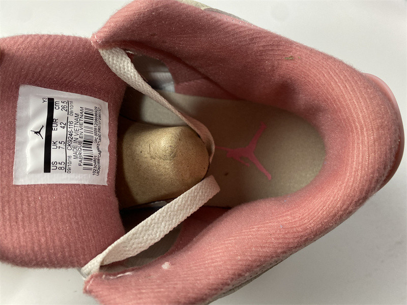 WMNS AIR JORDAN 3 RETRO 