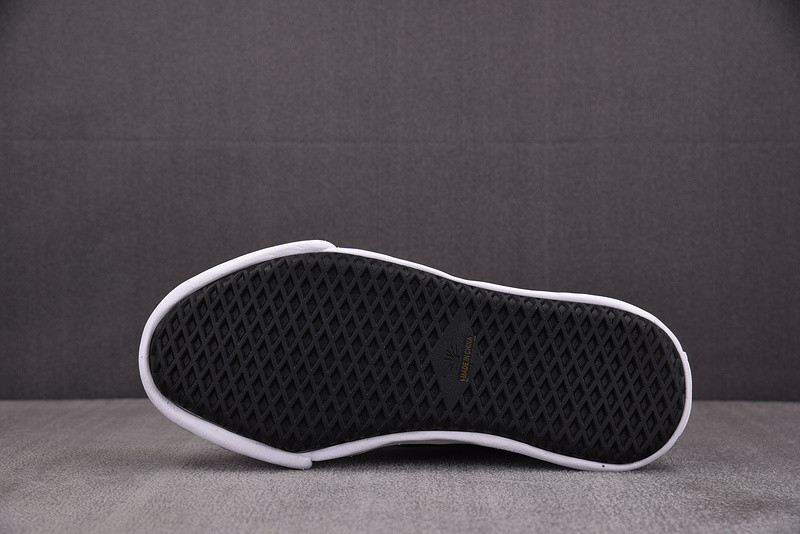 A*iri x MMY Sneakers