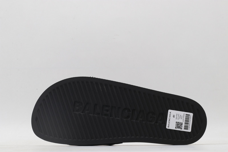 Ba*len*cia*ga slides