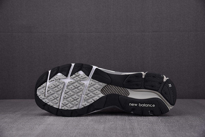 New Balance 990v3 Grey (2019/2021) M990GY3