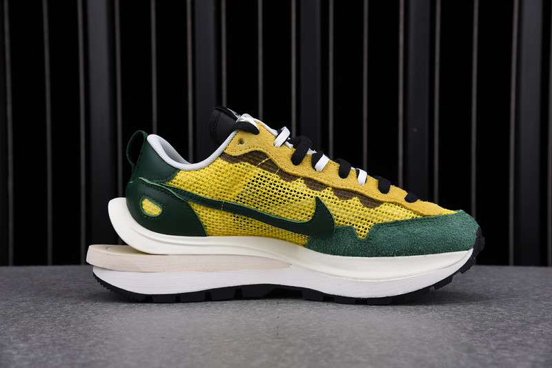 sacai x Nike VaporWaffle “Tour Yellow” CV1363-700