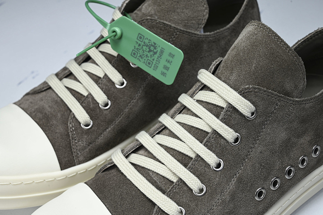 RICK 0WENS SNEAKERS