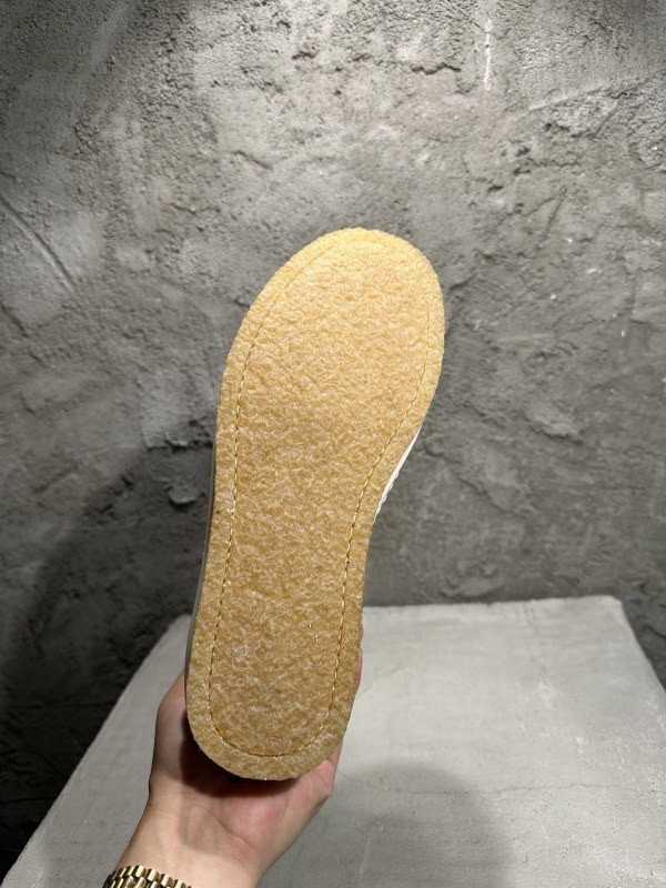 RICK 0WENS SNEAKERS
