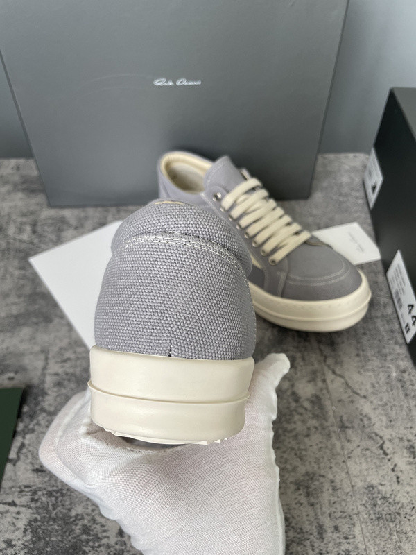 RICK 0WENS SNEAKERS