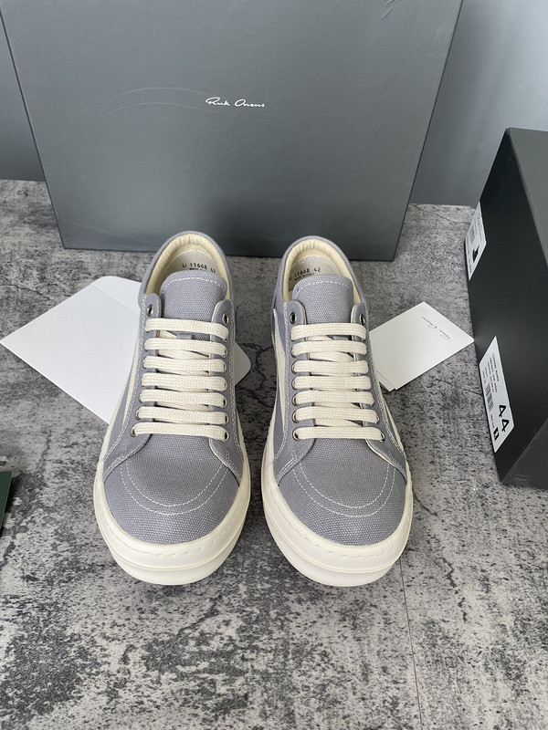 RICK 0WENS SNEAKERS