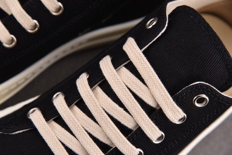 RICK 0WENS SNEAKERS