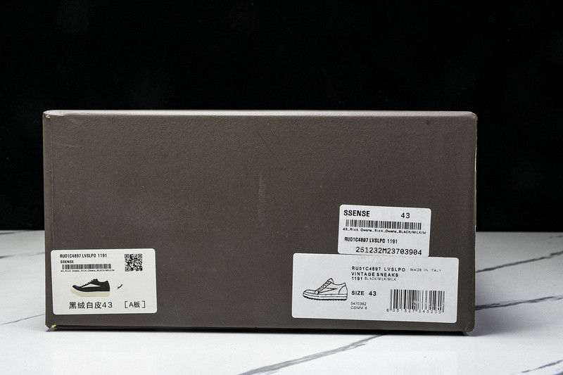 RICK 0WENS SNEAKERS(SUEDE)