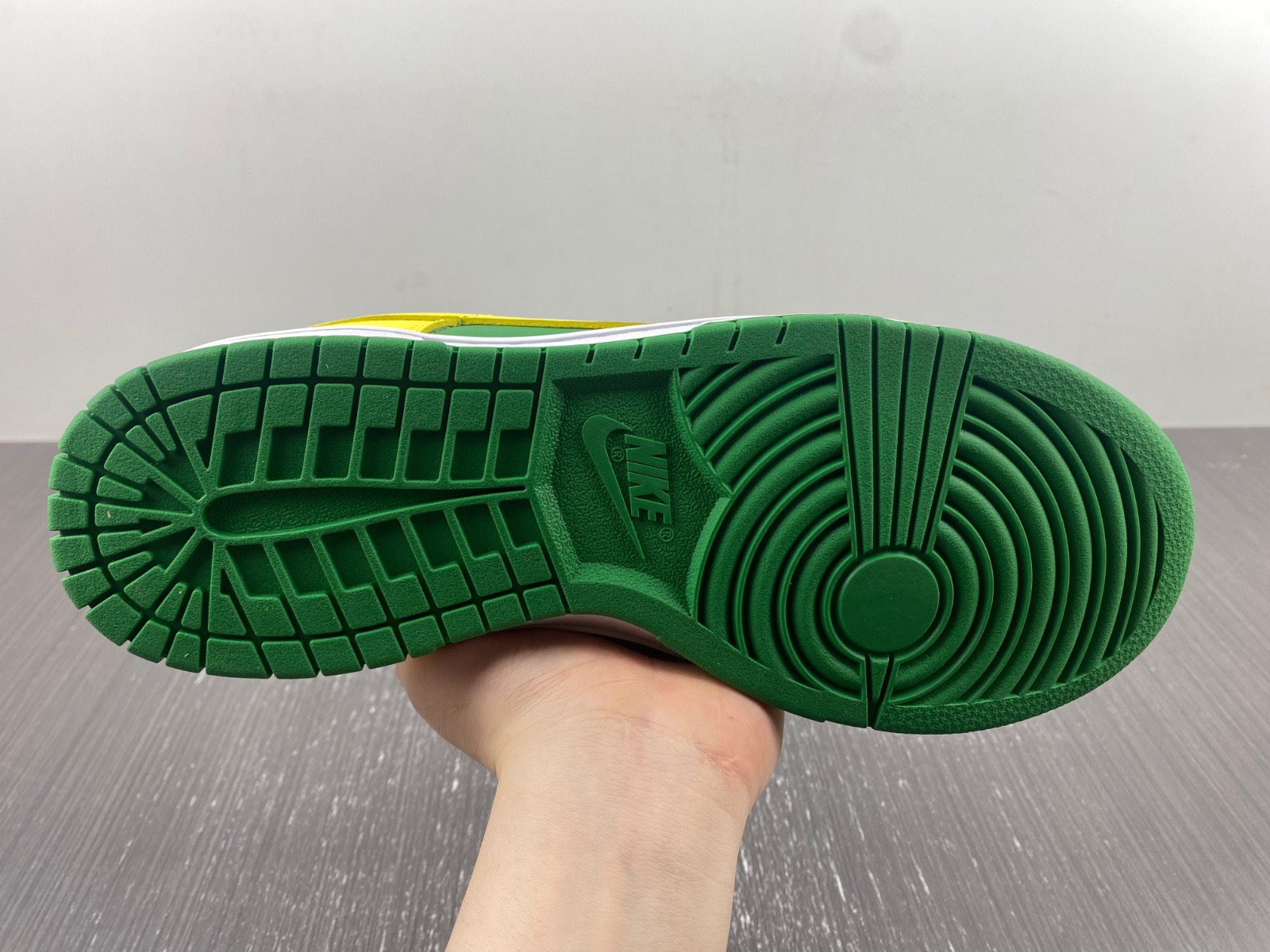 Nike Dunk Low “Reverse Brazil” DV0833-300