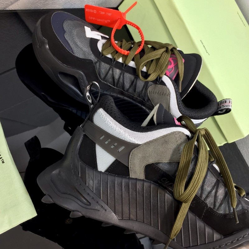 OW C/O ODSY-1000 SPORTS SHOES