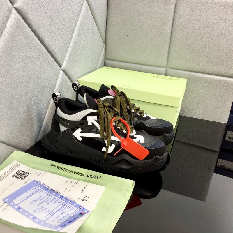 OW C/O ODSY-1000 SPORTS SHOES