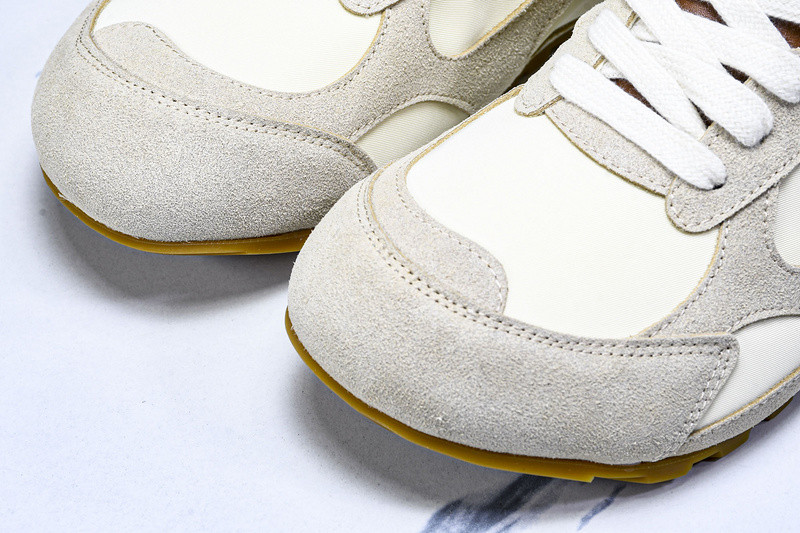 b0tt*ga Ven*ta orbit sneaker