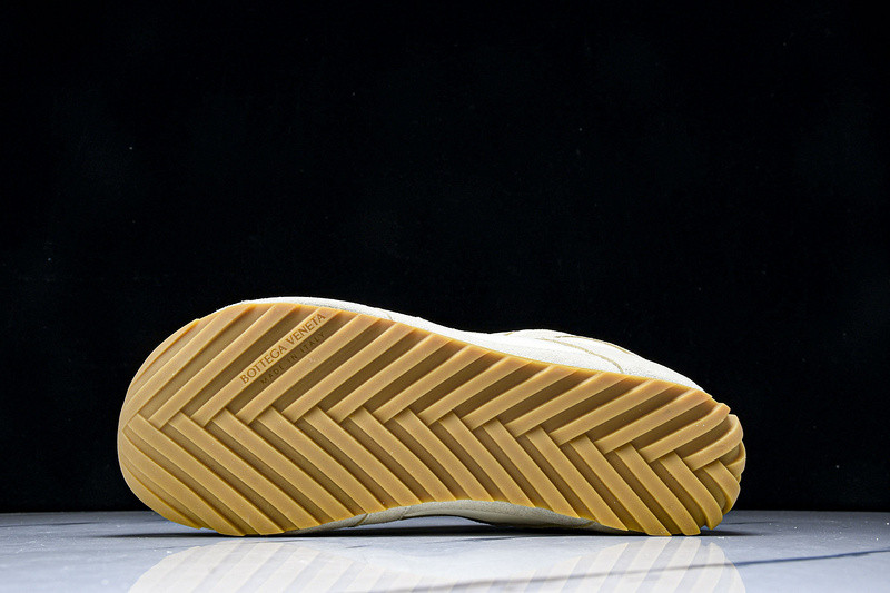 b0tt*ga Ven*ta orbit sneaker