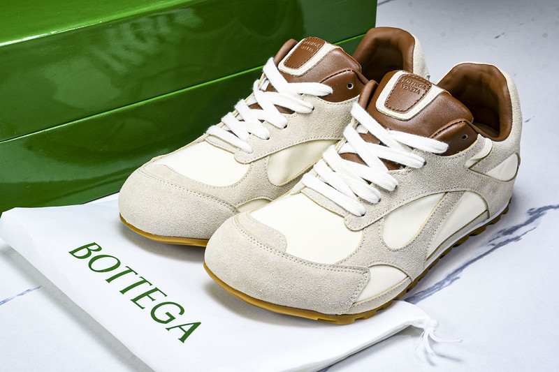 b0tt*ga Ven*ta orbit sneaker