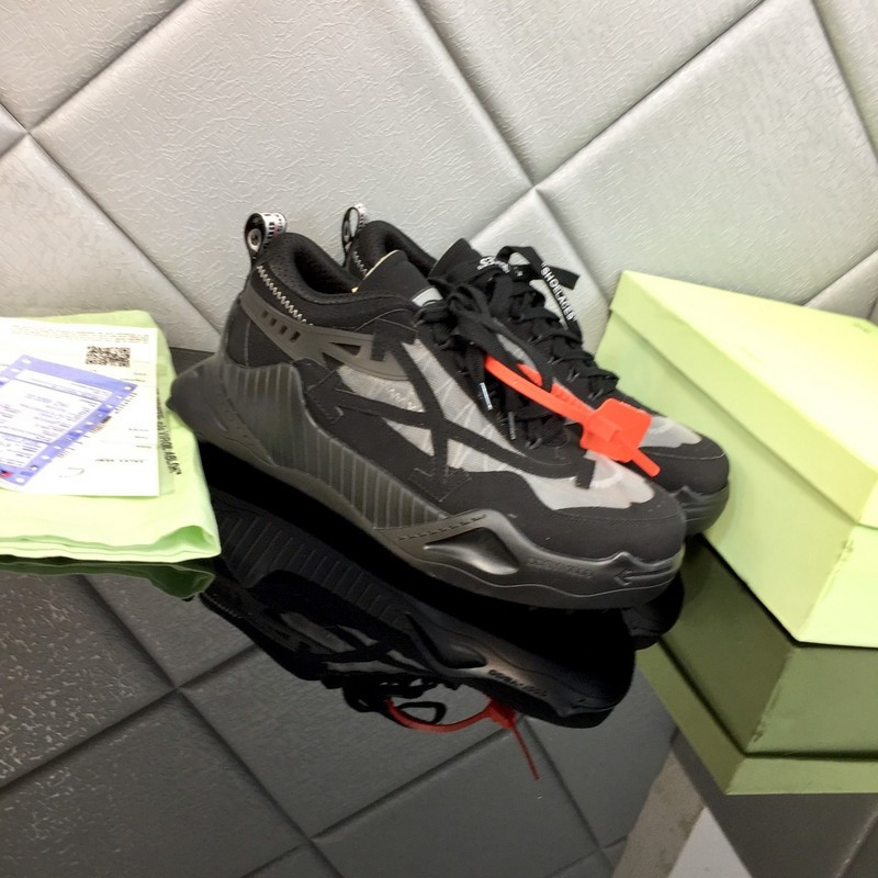OW C/O ODSY-1000 SPORTS SHOES