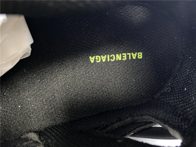 Ba*len*cia*ga tess s. gomma trek low top sneakers (black and green) 570391 w2gn1 1012