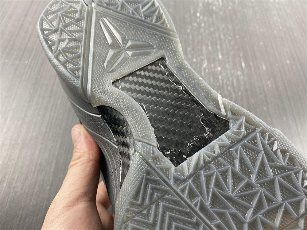 Nike Kobe 7 Black Mamba Collection Fade to Black 869460-442