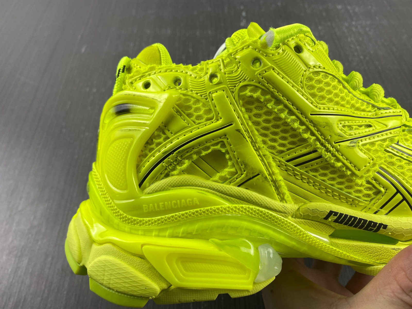 Ba*len*cia*ga runner 677402 w3rb4 7510