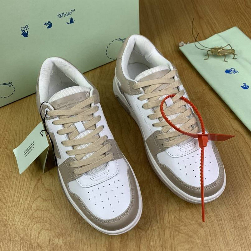 Off-White c/o Virgil Abloh