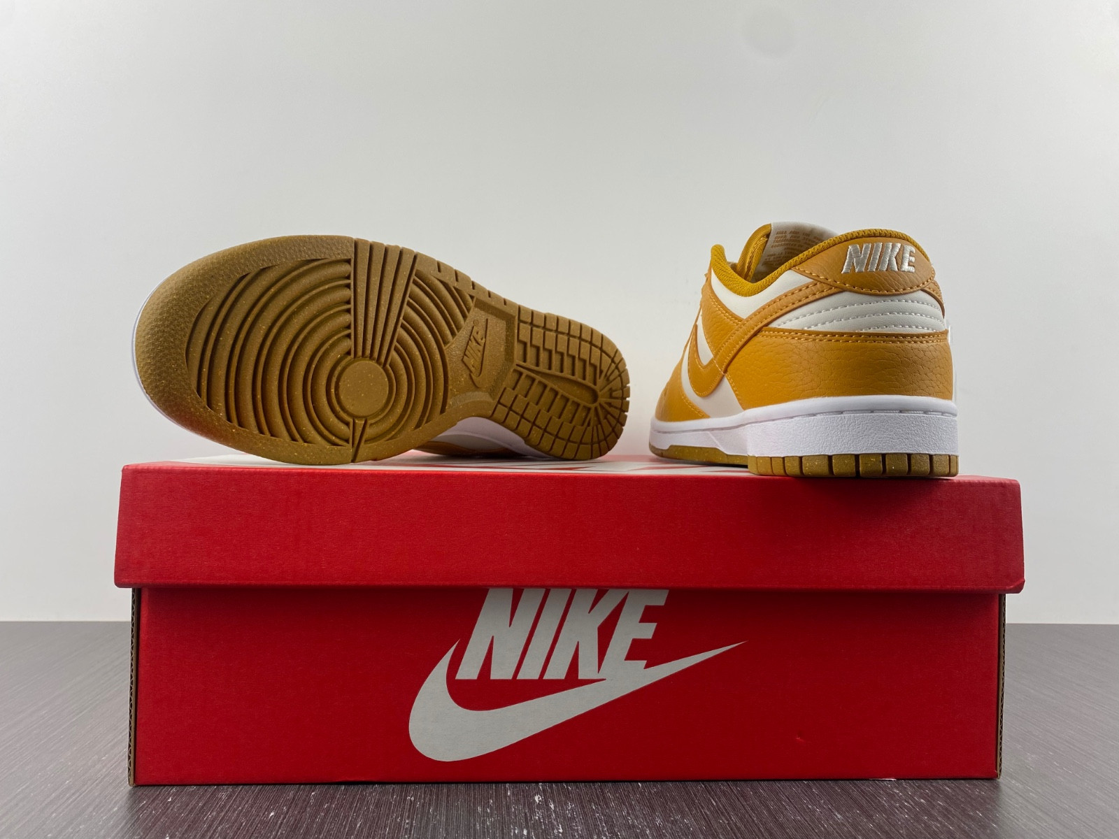 Nike Dunk Low Next Nature Phantom DN1431-001