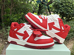 Off-White c/o Virgil Abloh