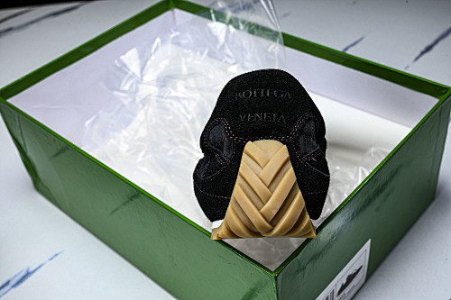 B0tt*ga Ven*ta Orbit Sneaker