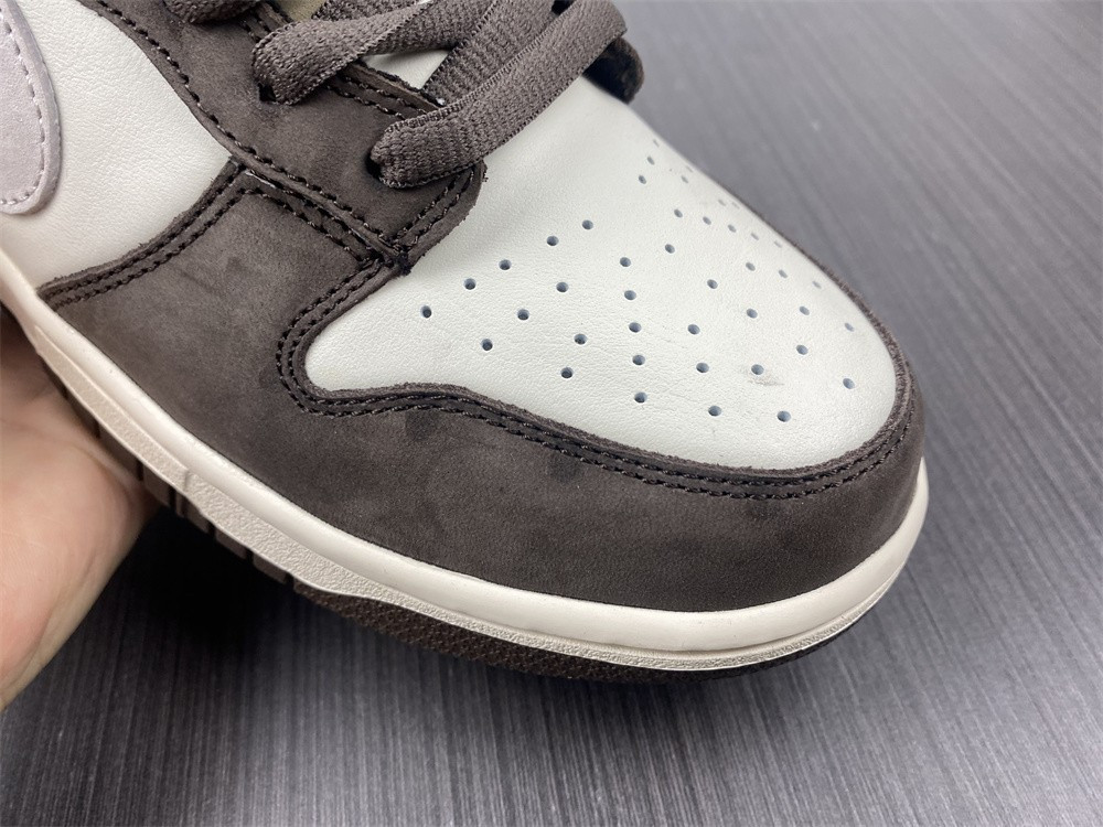 Nike SB Dunk Low "Steamboy OST" LF0039-001