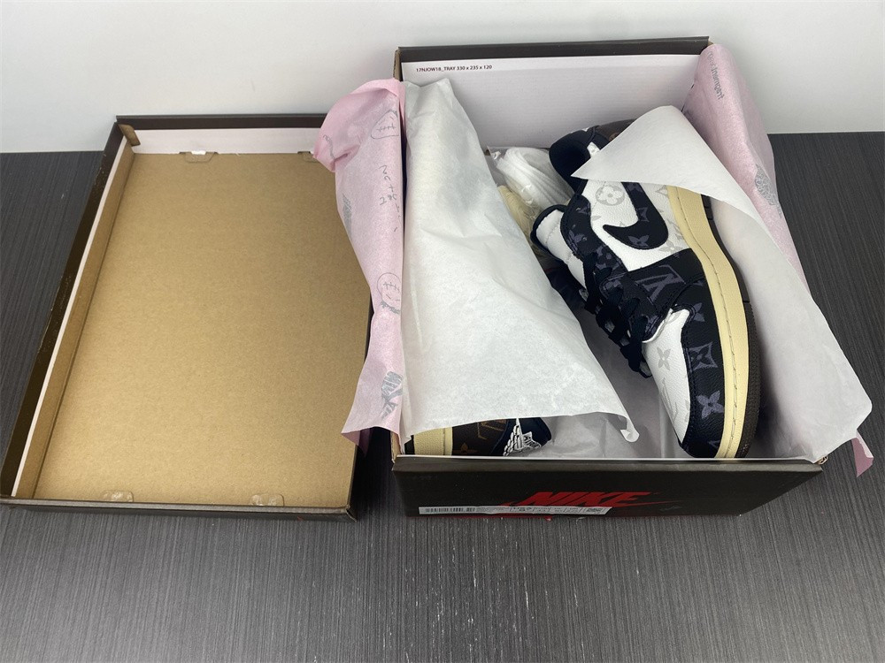 Travis Scott Fragment Air Jordan 1 Low OG CM7866-126