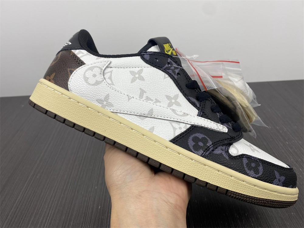 Travis Scott Fragment Air Jordan 1 Low OG CM7866-126