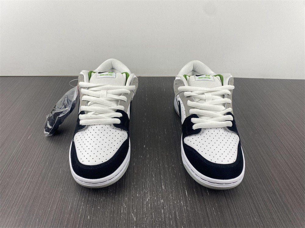 Nike SB Dunk Low Chlorophyll BQ6817-011