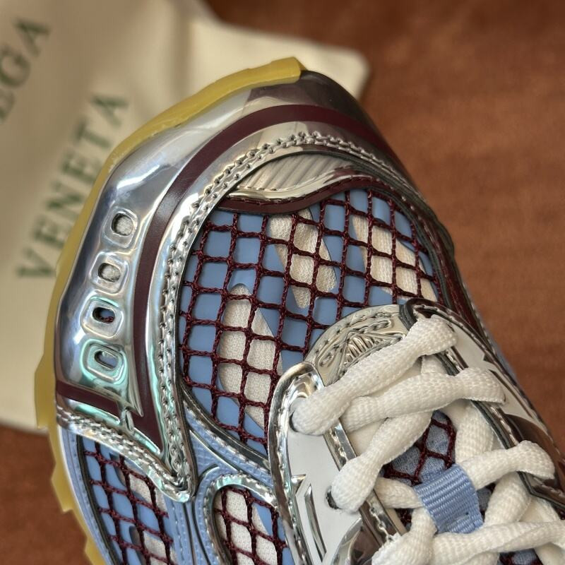 b0tt*ga Ven*ta orbit sneaker