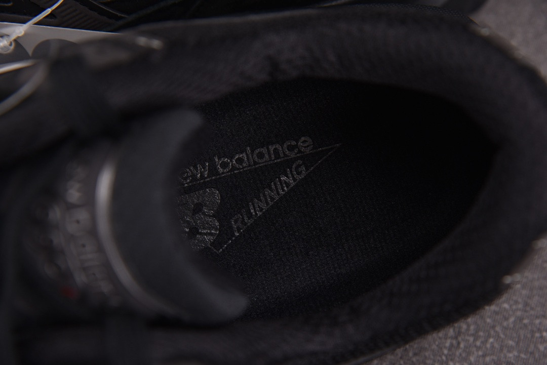 New Balance 990v6 Triple Black Men