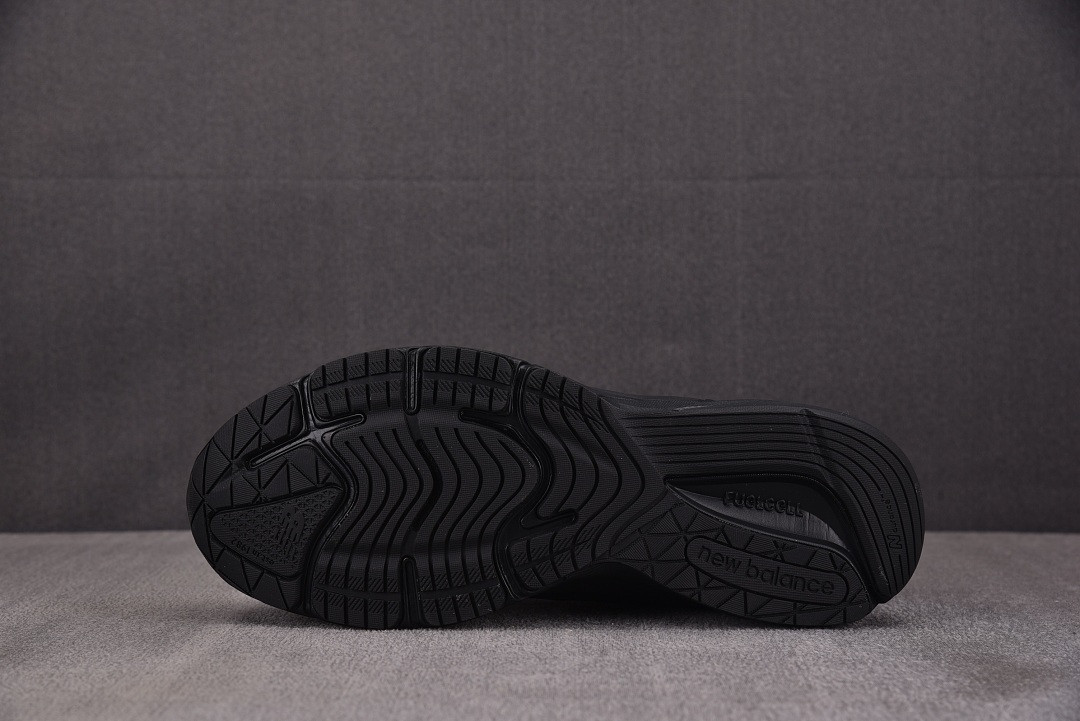 New Balance 990v6 Triple Black Men