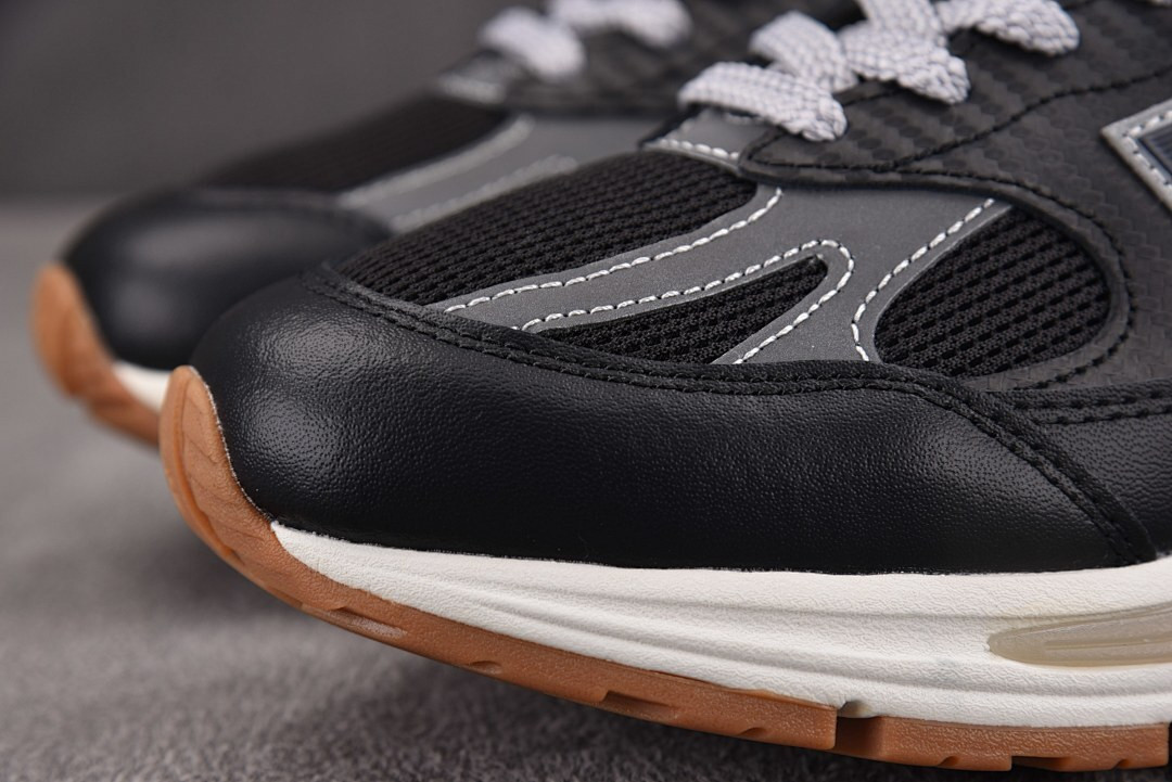 Up There New Balance 991v2 U991UT2