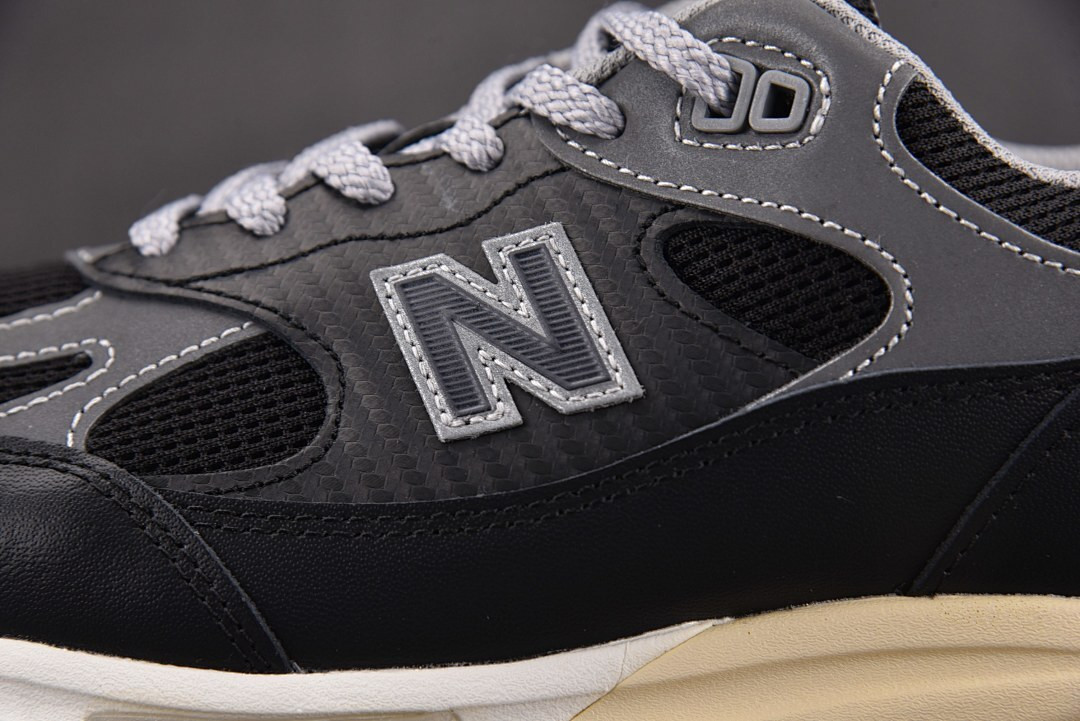 Up There New Balance 991v2 U991UT2