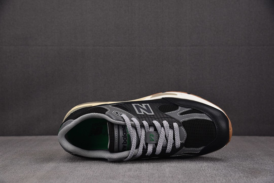 Up There New Balance 991v2 U991UT2