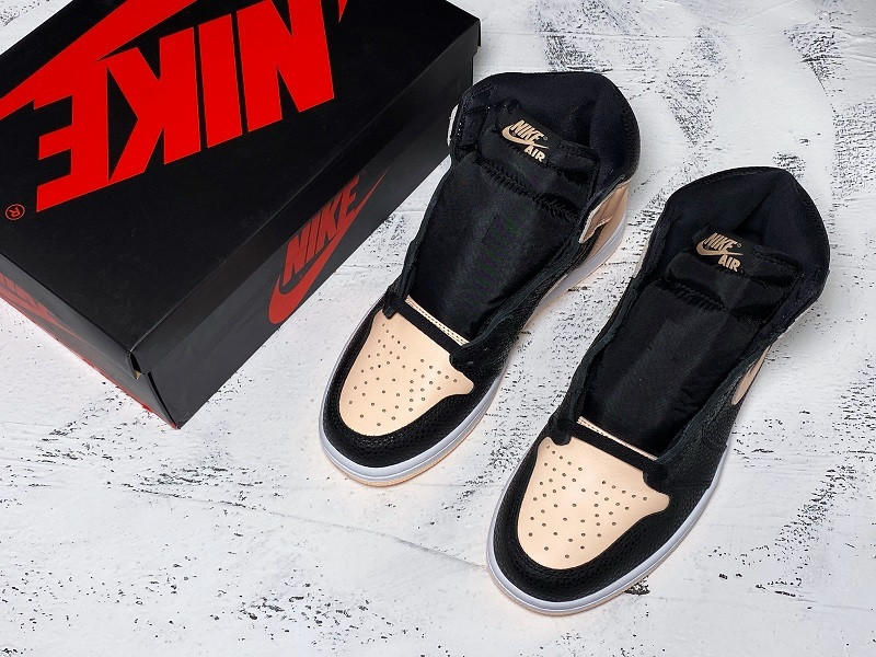 Air Jordan 1 “CRIMSON TINT” 555088-081