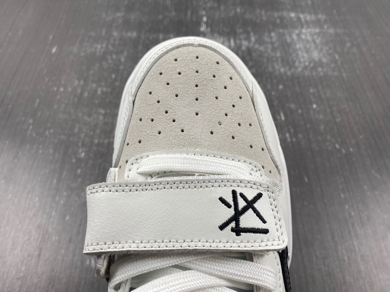 Jordan Jumpman Jack TR Travis Scott FZ8117-001