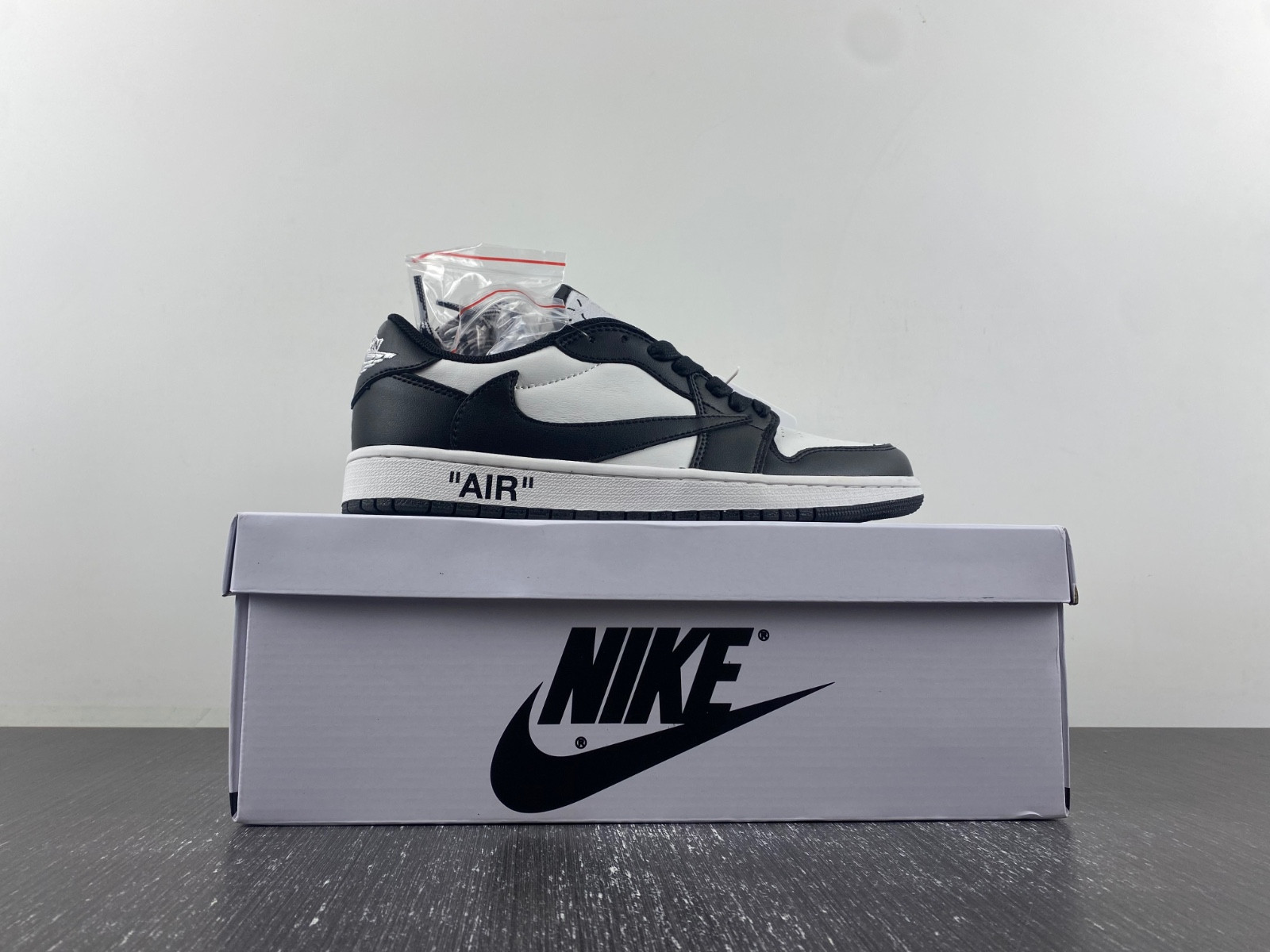 OFF-WHITE x Travis Scott x Air Jordan 1 OW DM7866-188