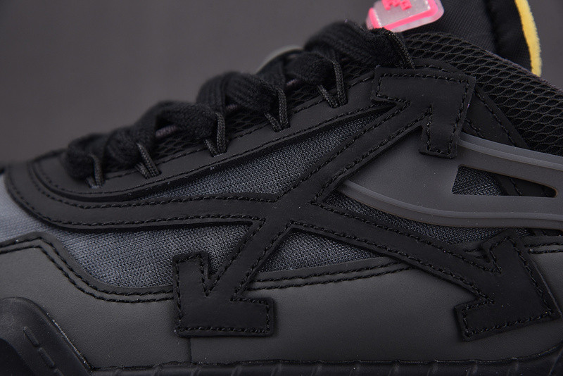 OW C/O ODSY-1000 SPORTS SHOES