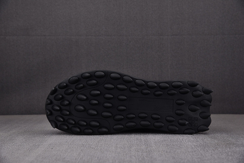 OW C/O ODSY-1000 SPORTS SHOES