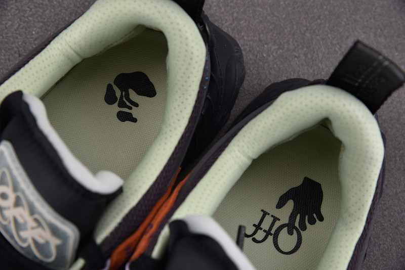 OW C/O ODSY-1000 SPORTS SHOES