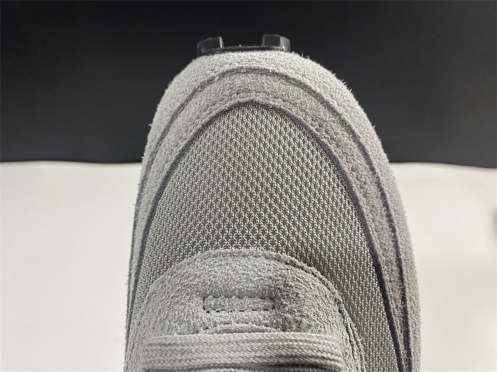 FRAGMENT X SACAI X NIKE LDV WAFFLE “GREY / WHITE” DH2684-001