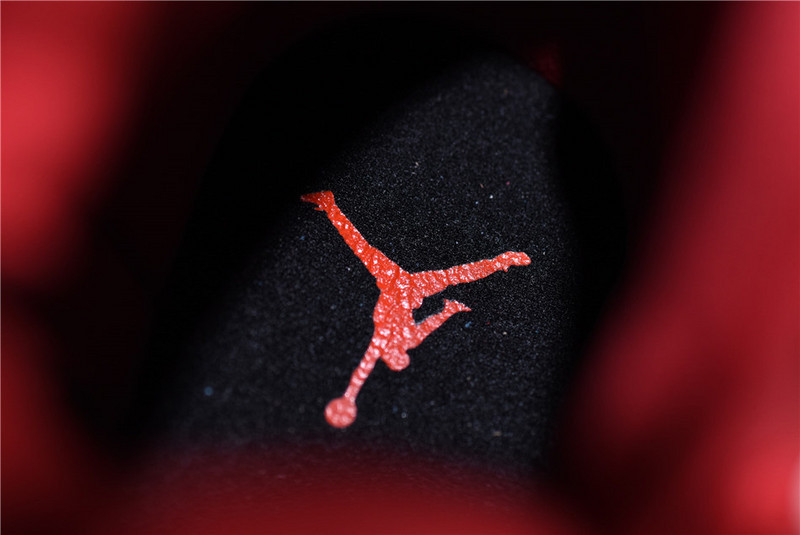 Jordan 12 Retro Gym Red (2018) 130690-601