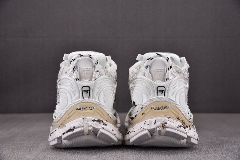 Ba*len*cia*ga runner 656065-w3ra9-9001 (it’s not the same as the previous one!)