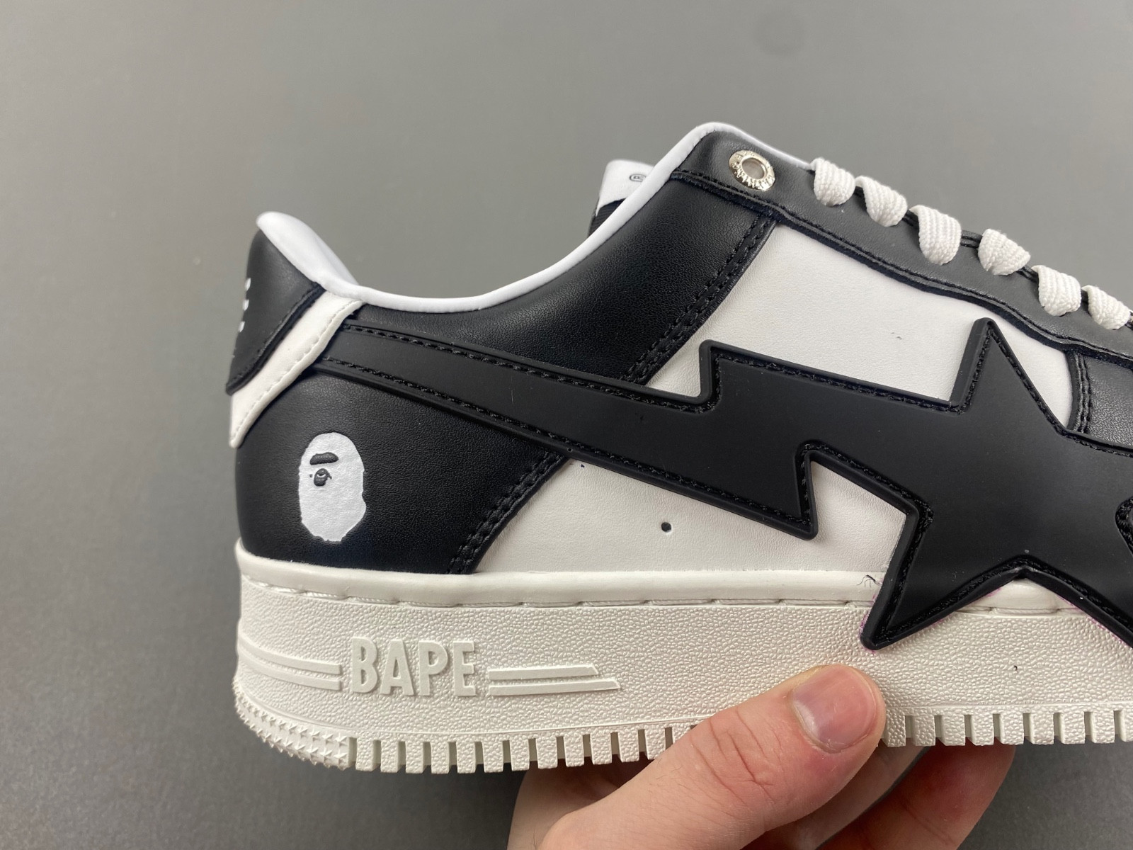 BAPE SNEAKERS