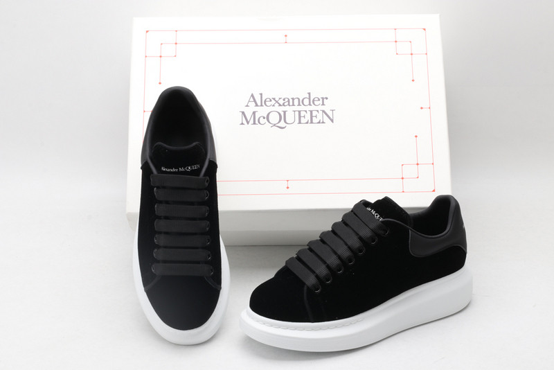 a1exa*der Mcqv*en sneaker