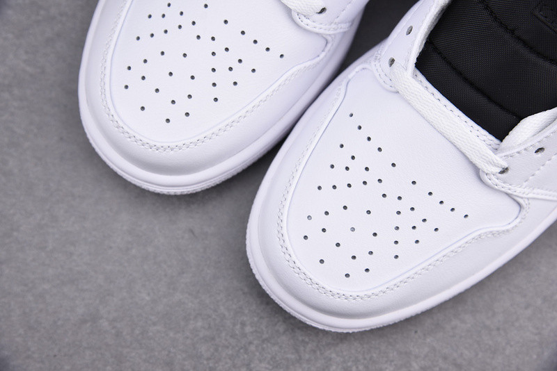 Air Jordan 1 Mid AJ1 554724-116