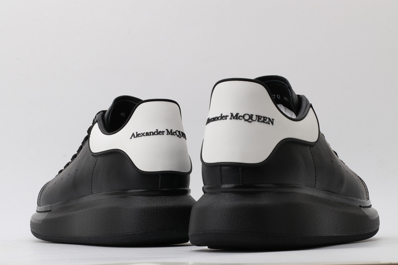 a1exa*der Mcqv*en sneaker